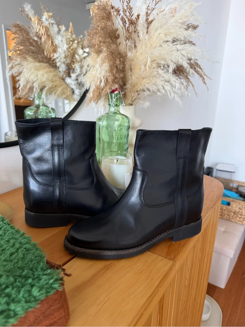 NWOT Isabel Marant Black Leather Ankle Boots